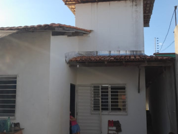 Casa com 2 quartos