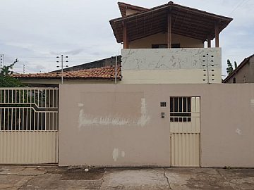 Casa com 3 quartos Sendo 1 Su�te